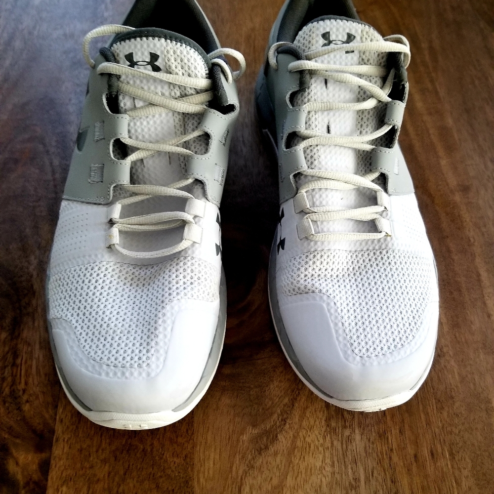 Under Armour cross training athletic shoes